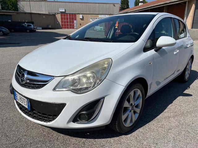 OPEL Corsa 1.3 CDTI 95CV Motore batte neopatentati