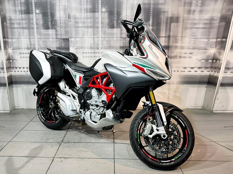 MV Agusta Turismo Veloce 800 Lusso