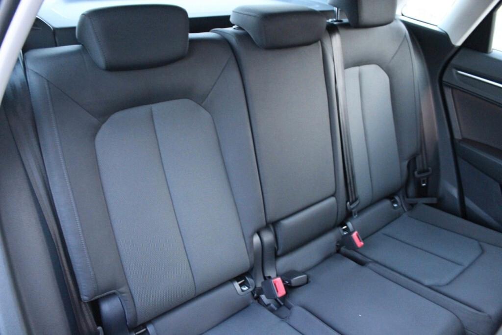 AUDI Q3 2.0 TDI 150 CV s-tronic *Matrix *Luci Ambiente