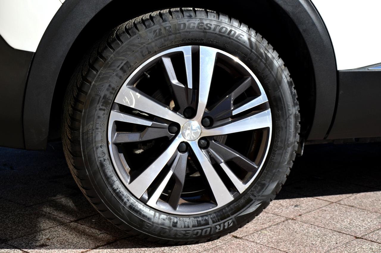 Peugeot 5008 1.5 HDi 130CV 7POSTI AUT.+NAV+LED+RCAM+PELLE+PDC