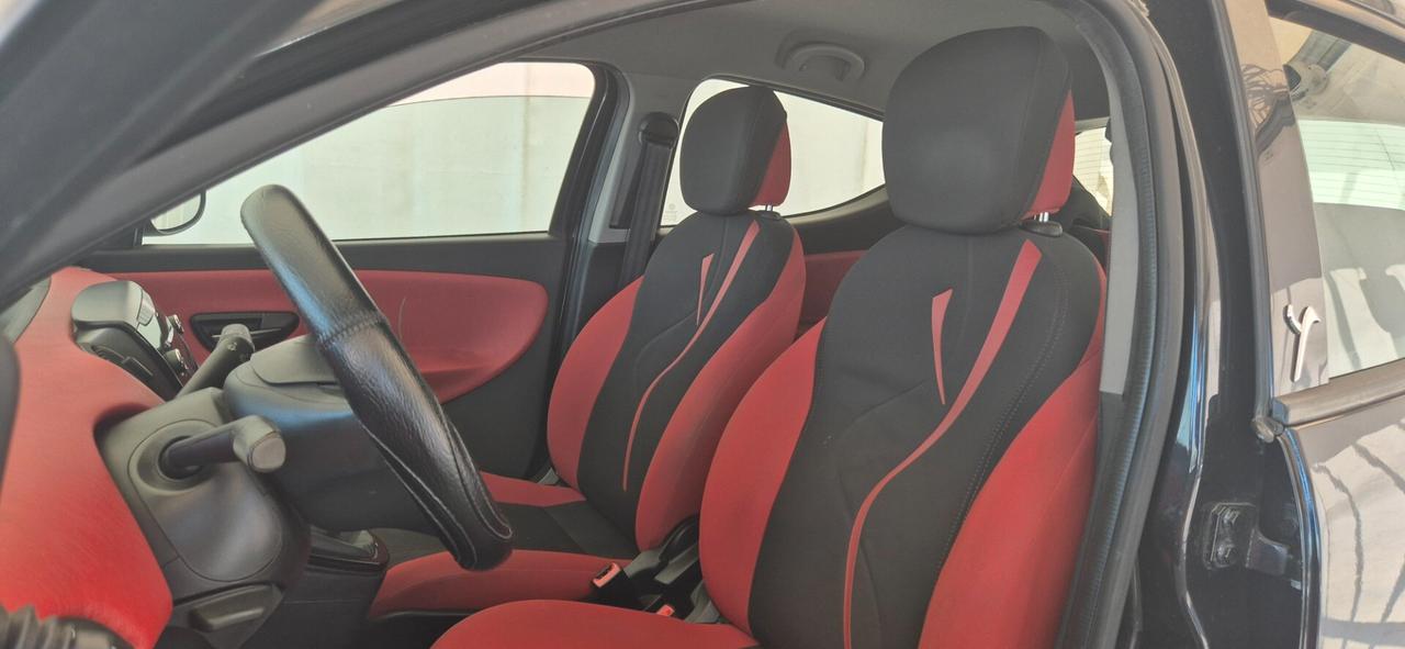 LANCIA Ypsilon 1.2 69CV Adatta Per Neopatentati 2014