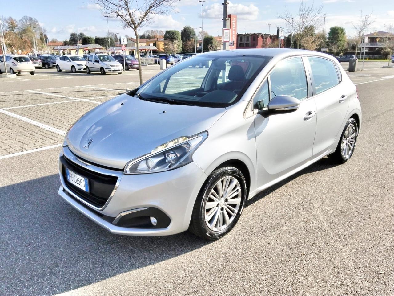 Peugeot 208 PureTech 82 5 porte Allure*Cerchi*Mirror Link*Euro 6