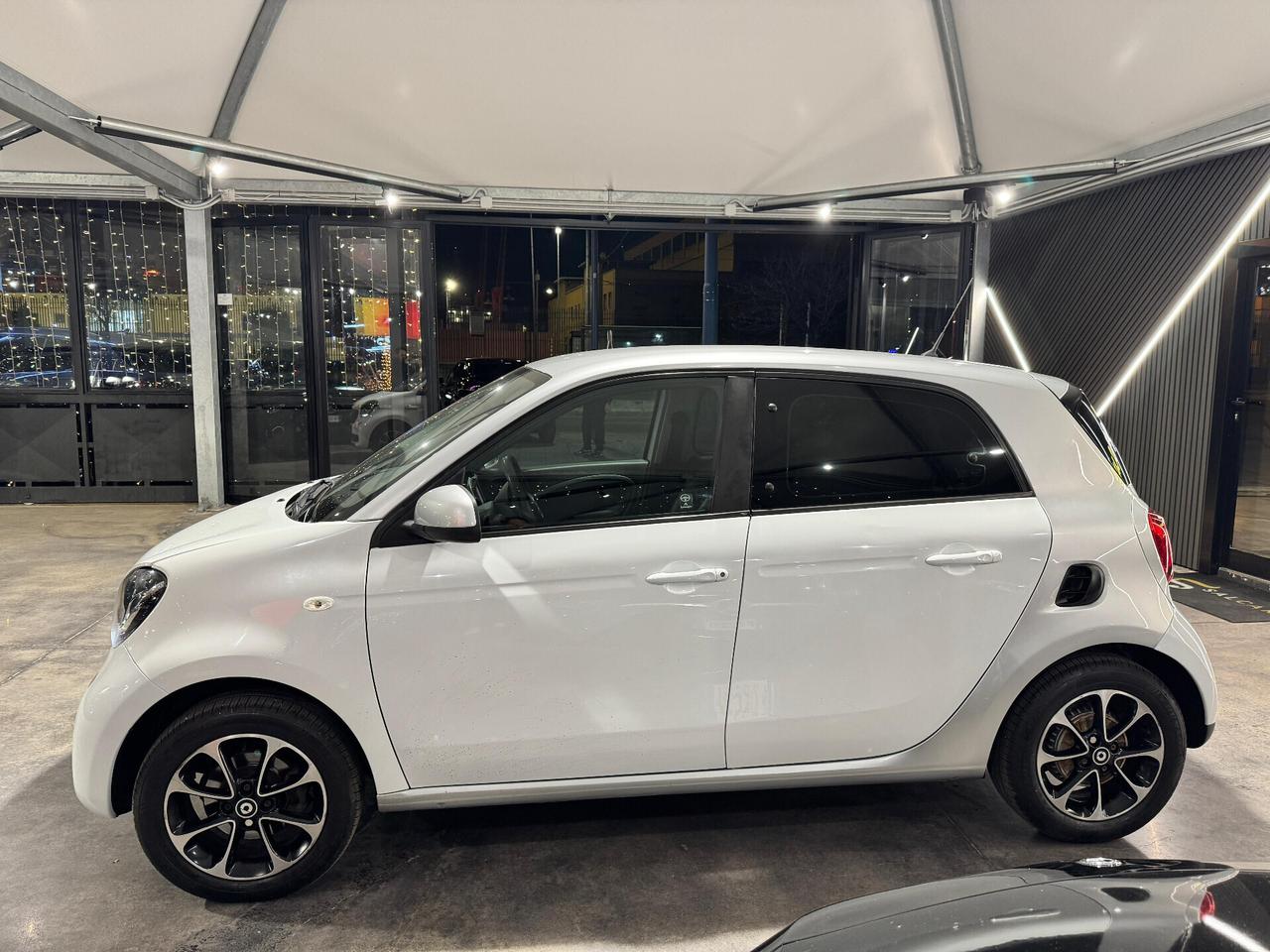 Smart ForFour 1.0 Passion 71cv twinamic automatica 2017