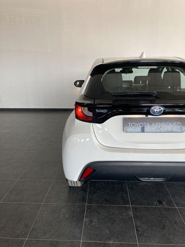 Toyota Yaris Hybrid Active MY22
