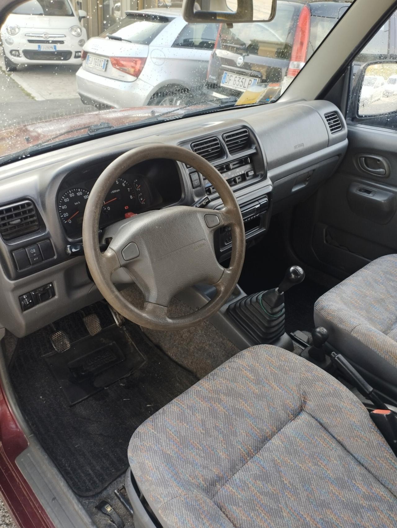 Suzuki Jimny 1.3i 16V cat 4WD JLX