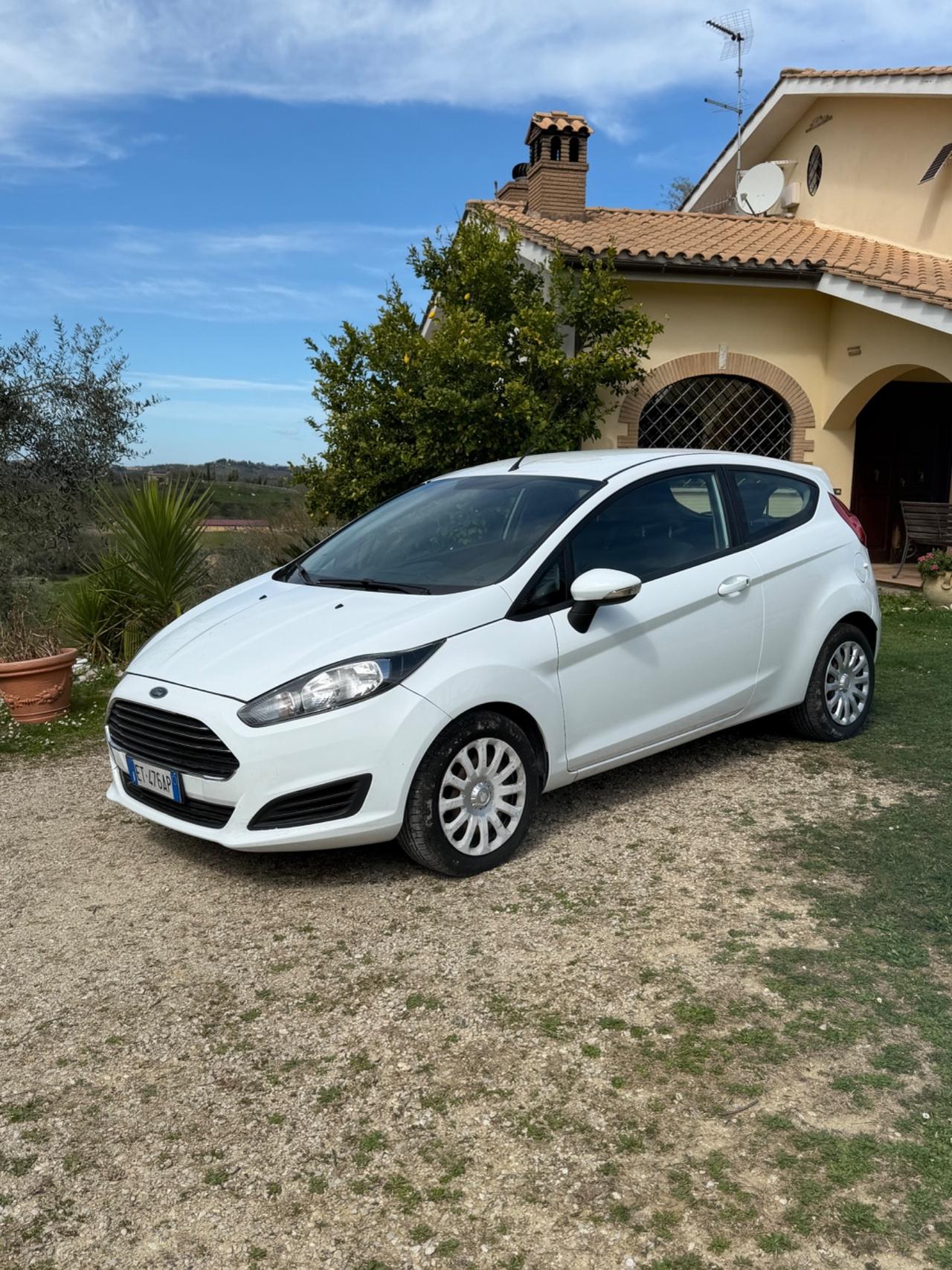 Ford Fiesta 1.4 3p. Bz.- GPL Titanium