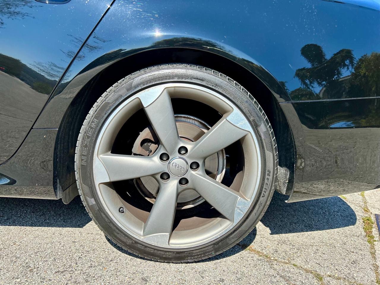 Audi A6 Avant 2.0 TDI 177 CV Sline - VETTURA TAGLIANDATA REGOLARMENTE