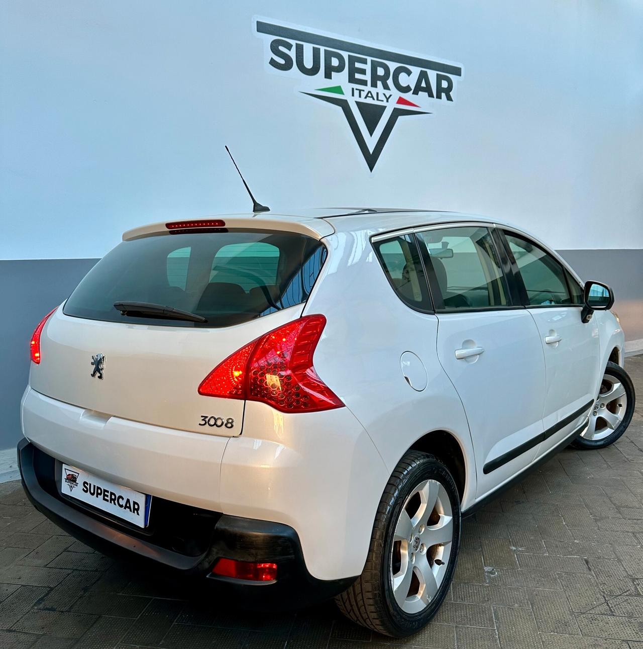 Peugeot 3008 1.6 Benz, uni prop, Euro 5, perfetta e garant