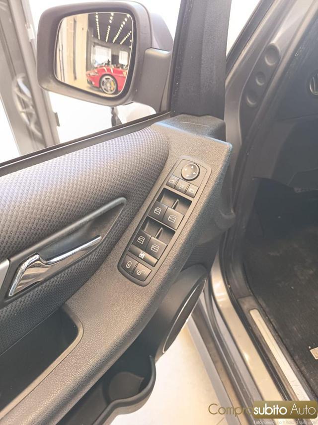 MERCEDES-BENZ B 200 CDI Premium