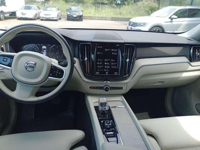 Volvo XC60 XC60 2.0 b4 Inscription awd auto