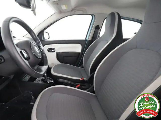 RENAULT Twingo 1.0 SCe Live ADATTA A NEO PATENTATI