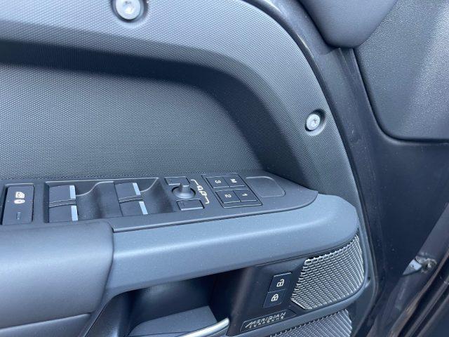 LAND ROVER Defender 2.0 SI4 PHEV X-DYNAMIC AWD KM-14.700 UNIPROPR.