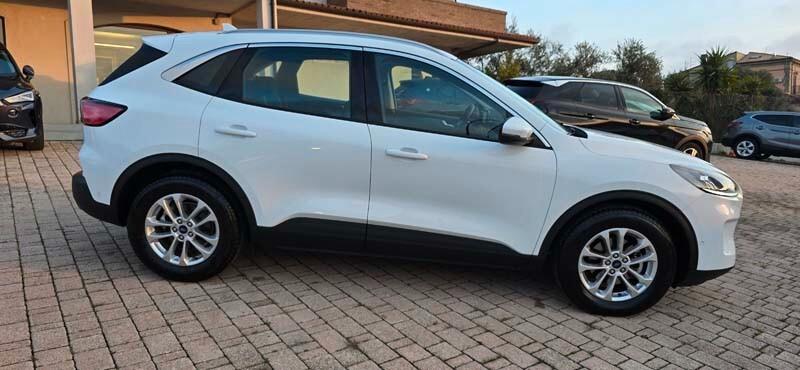 Ford Kuga 2.0 Diesel Hybrid 150 CV 2WD Titanium