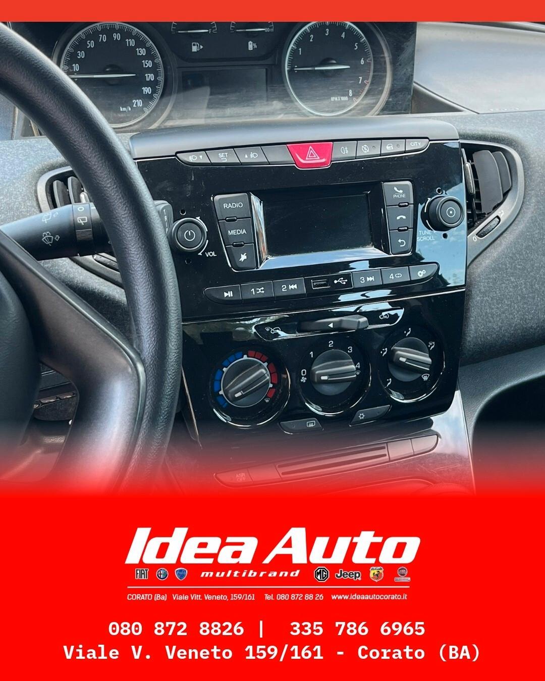 Lancia Ypsilon 1.0 FireFly 5 porte S&S Hybrid Silver Plus