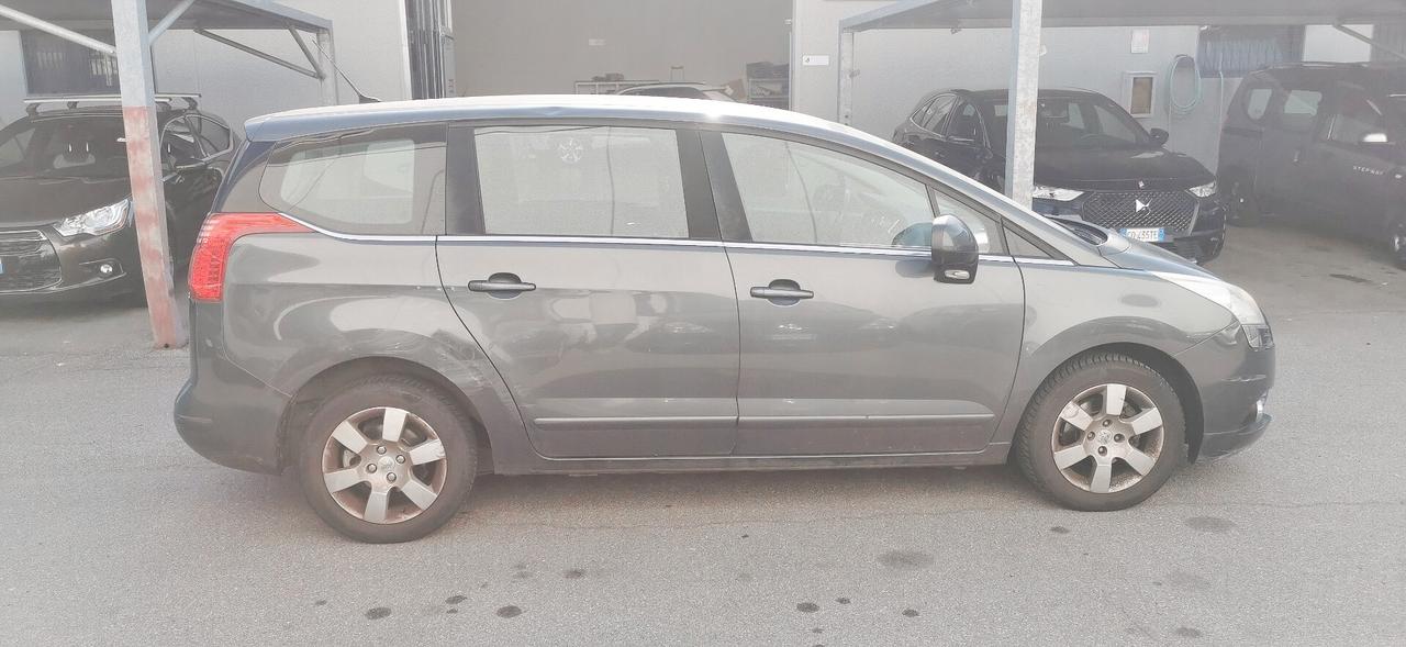 Peugeot 5008 1.6 VTi 120CV Tecno