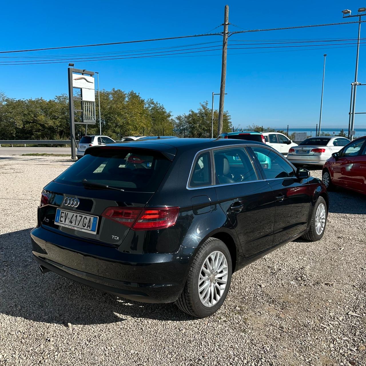 Audi A3 SPB 1.6 TDI clean diesel S tronic Attraction