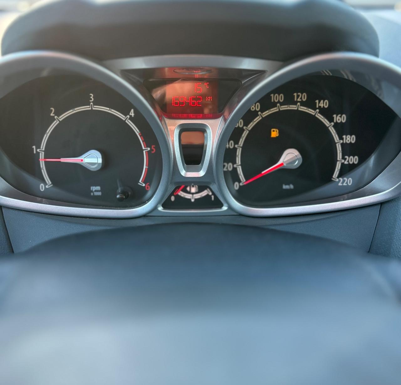 Ford Fiesta 1.4 TDCi 5p. Titanium Neopatentati