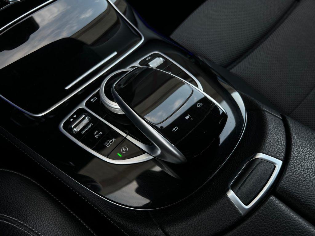 Mercedes-Benz E 220 d S.W. Auto Premium AMG