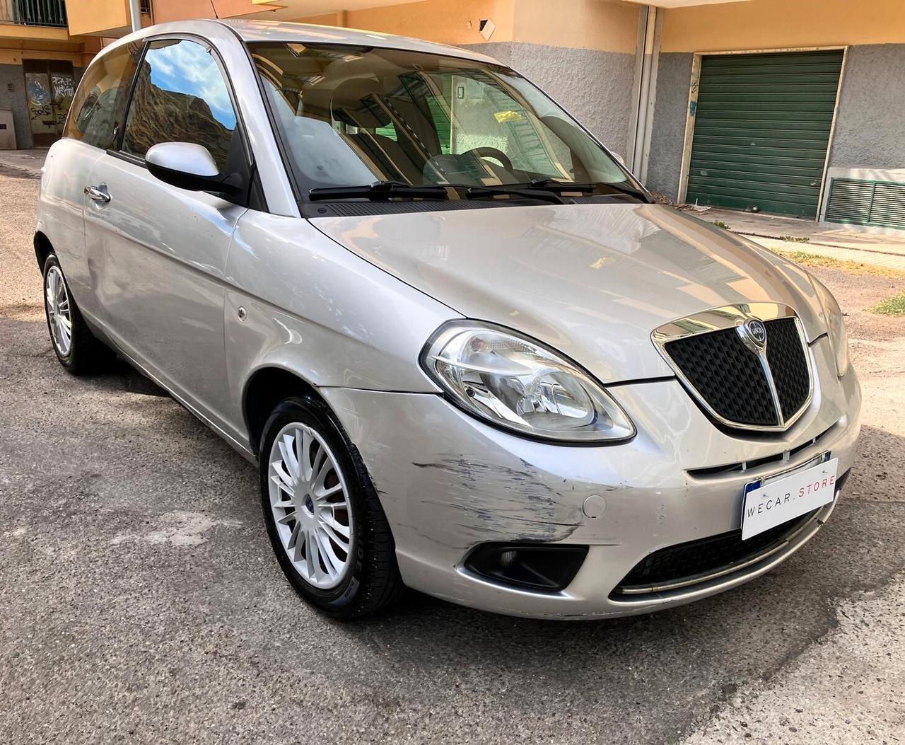 Lancia Ypsilon 1.2 Oro