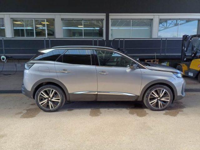 PEUGEOT 3008 BlueHDi 130 S&S EAT8 GT