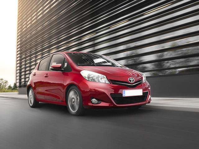 TOYOTA Yaris 1.3 5 porte Lounge MOTORE RIFATTO