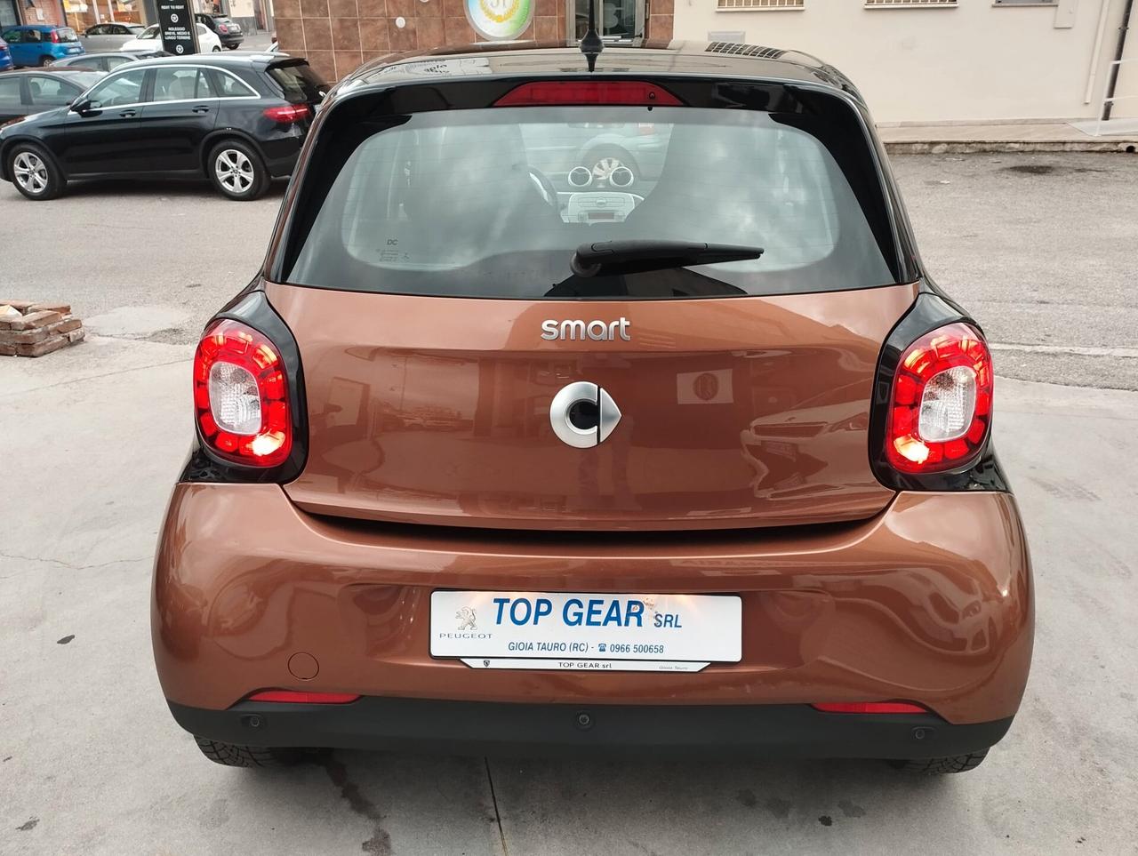 Smart ForFour 70 1.0 Youngster