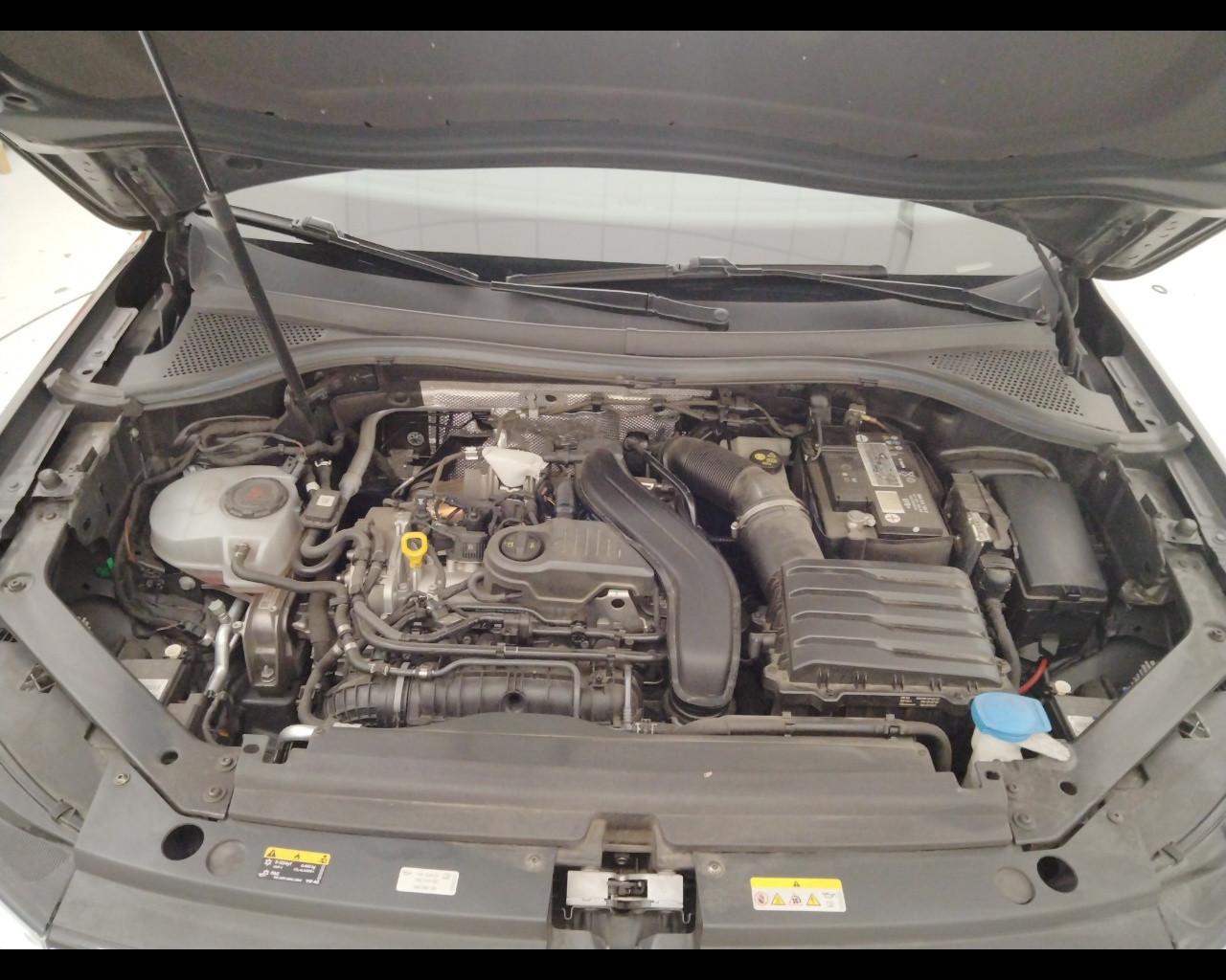 VOLKSWAGEN Tiguan II 2021 - Tiguan 1.5 tsi Elegance 150cv dsg