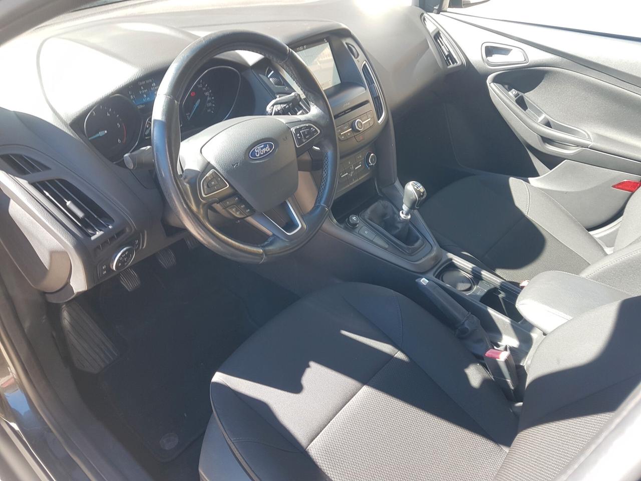 FORD FOCUS SW 1500 TDCI 120 CV NAVI KM CERTIFICATI