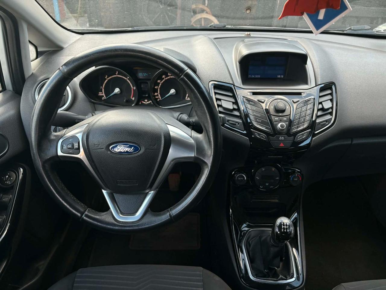 Ford Fiesta 1.5 TDCi 75CV 5 porte Titanium