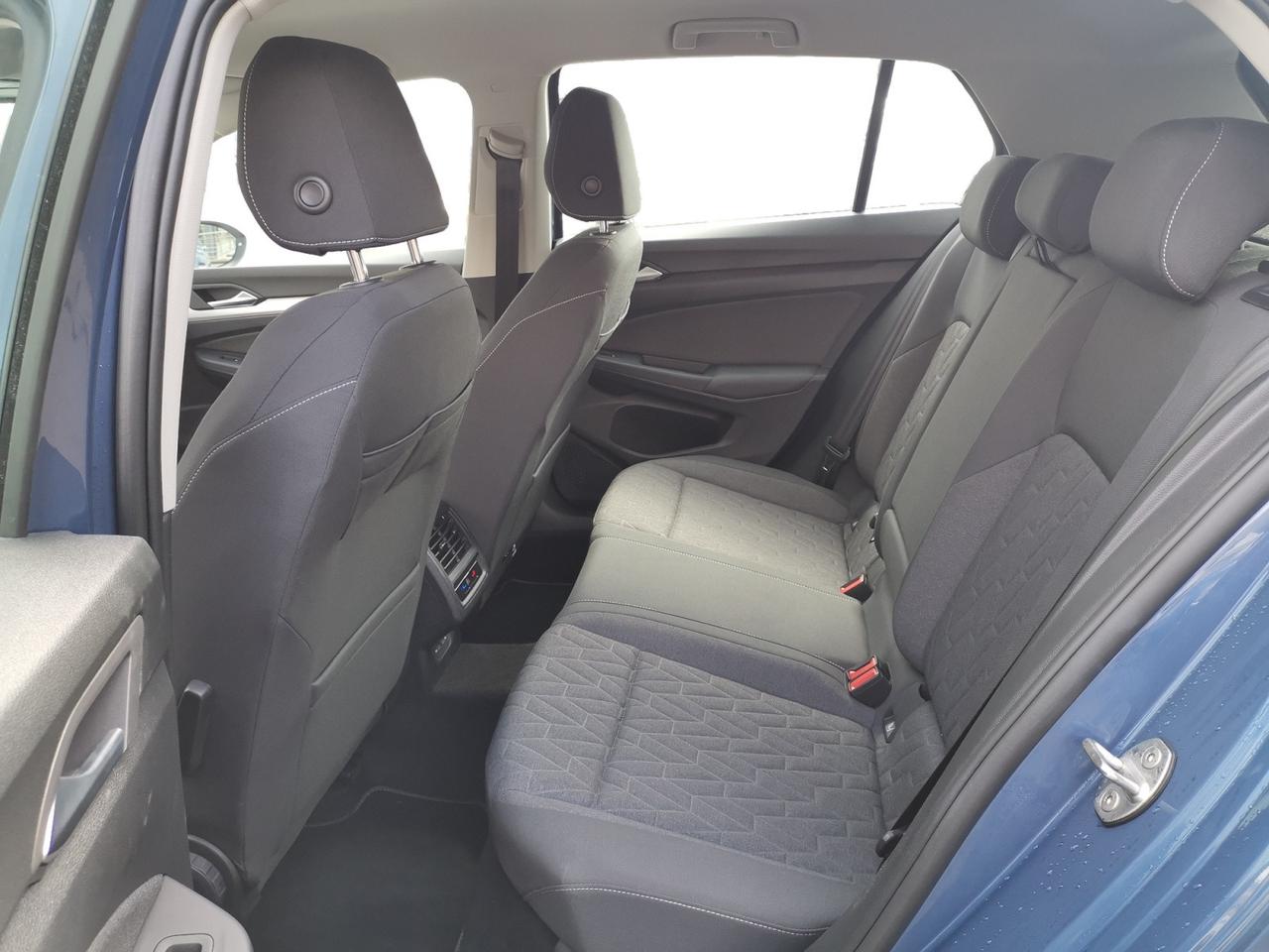 VOLKSWAGEN Golf VIII 2024 - Golf 2.0 tdi Life 115cv