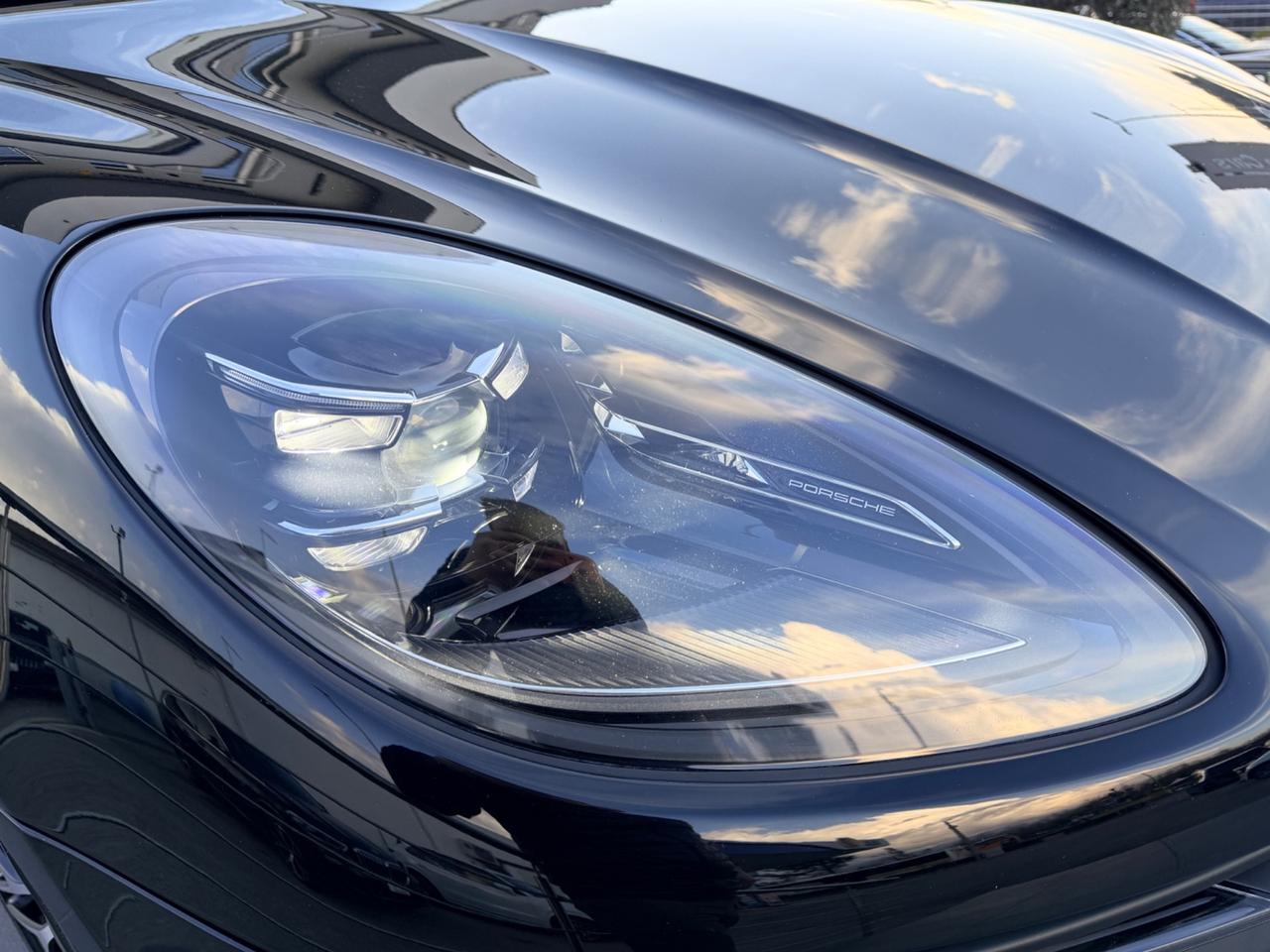 Porsche Macan 2.0 T 265cv open edition con approved