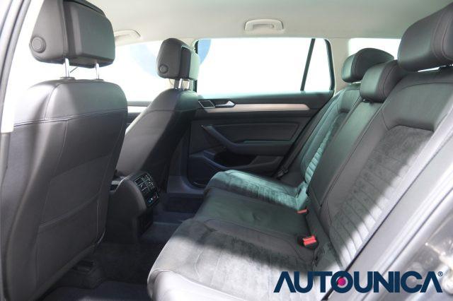 VOLKSWAGEN Passat Variant 2.0 TDI 190 CV DSG HIGHLINE BMT FARI LED