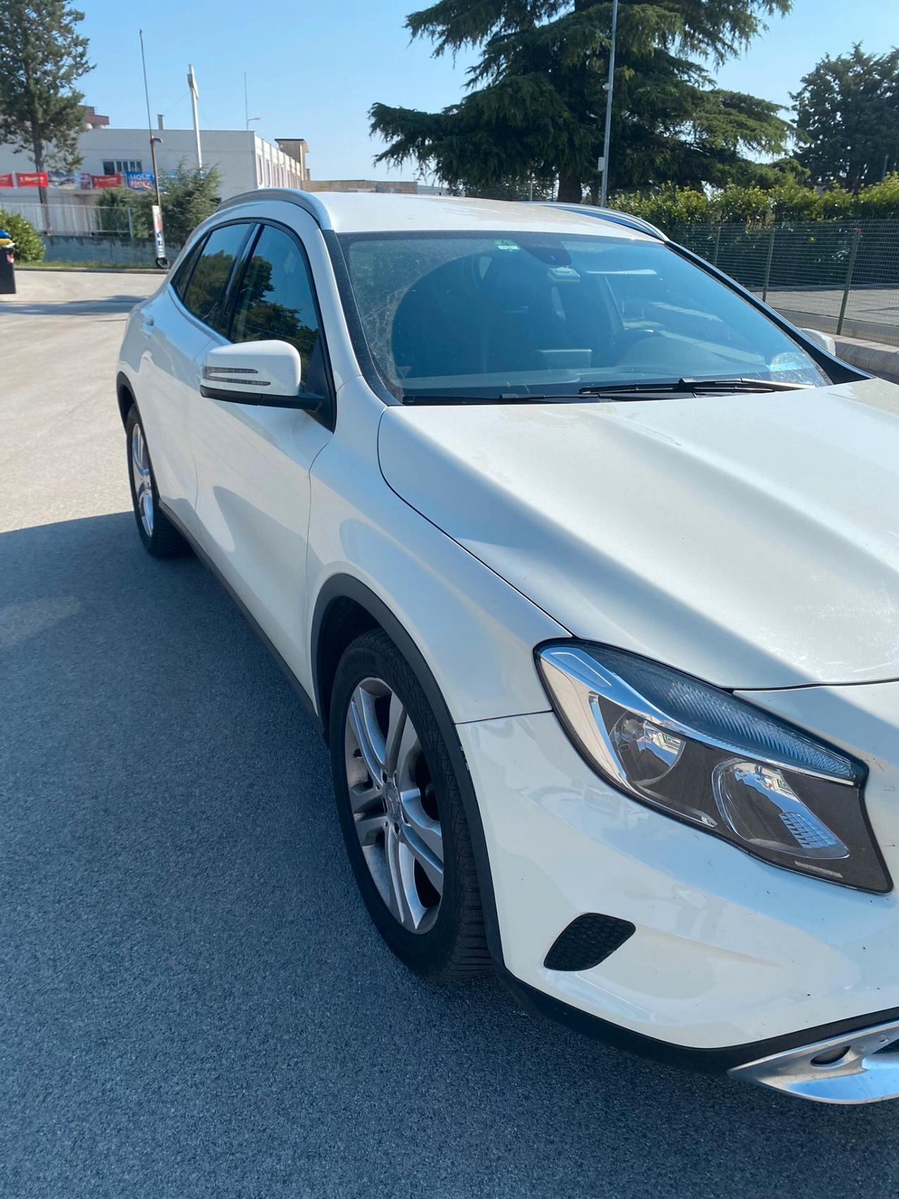 MERCEDES GLA 220CDI MY2015 4 MATIC SPORT