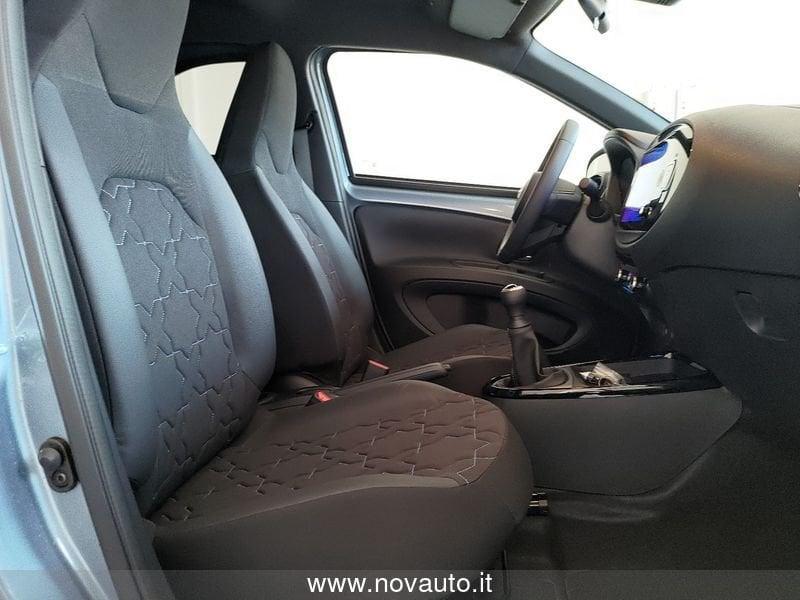 Toyota Aygo X Aygo X 1.0 VVT-i 72 CV 5 porte Lounge