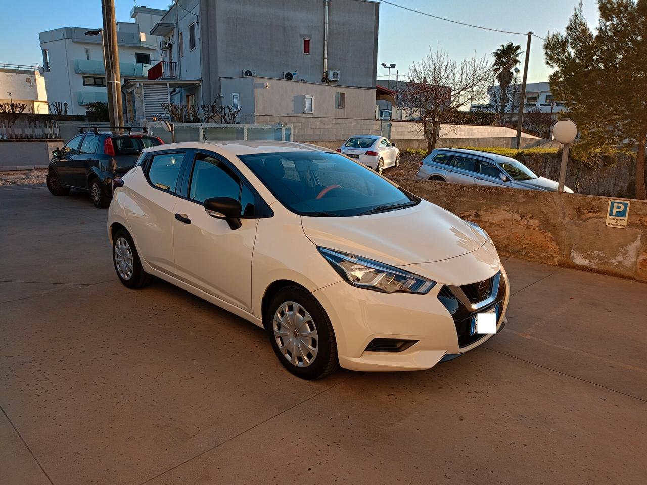 Nissan Micra 1.000 12V BENZINA 5 porte Visia