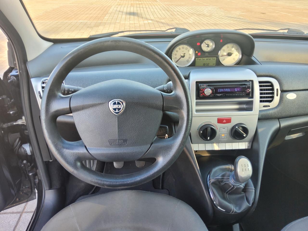 Lancia Ypsilon 1.2 Diva