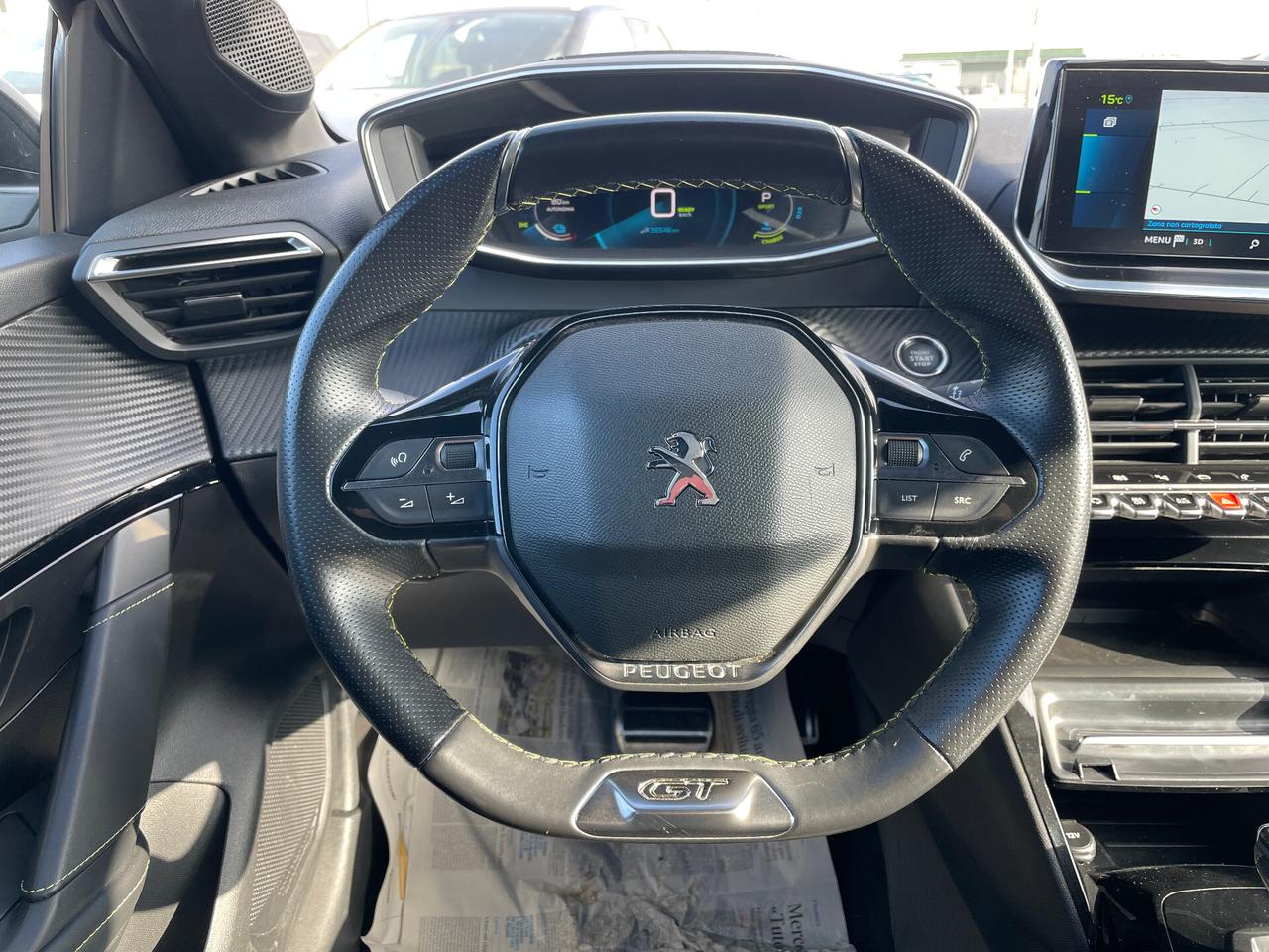 Peugeot 208 motore elettrico 136 CV 5 porte GT Line