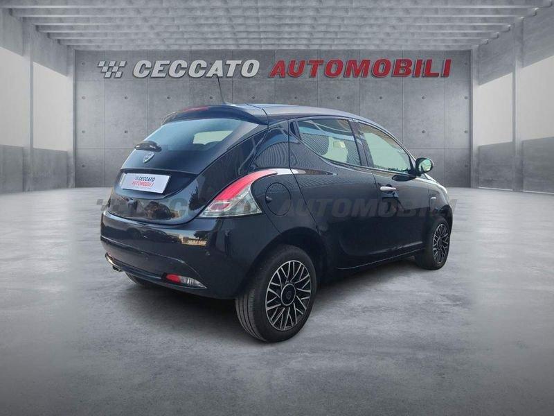 Lancia Ypsilon Ypsilon 1.0 firefly hybrid Platino s&s 70cv