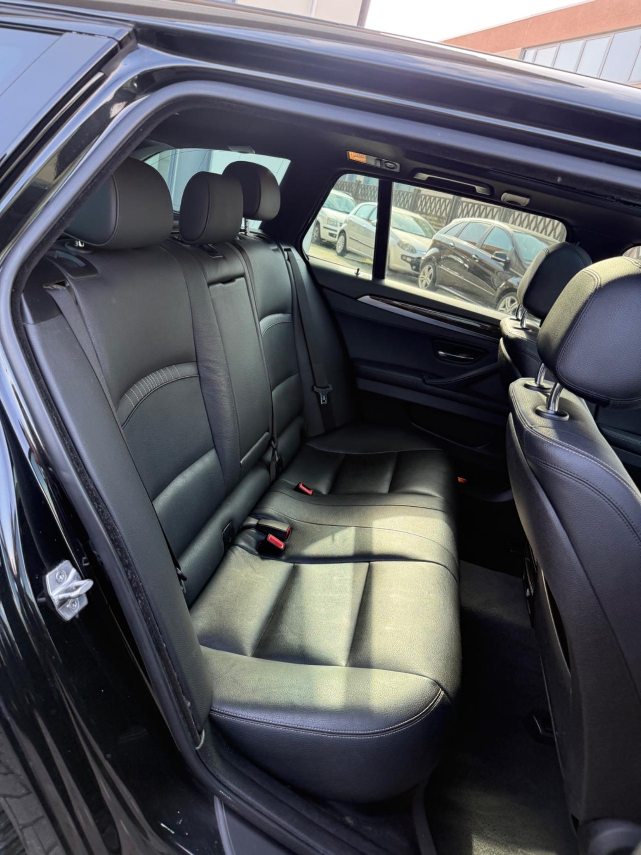 Bmw 520 520d xDrive Luxury