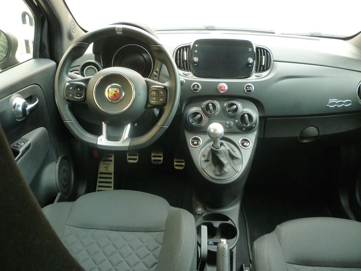 Abarth 595 1.4 Turbo T-Jet 165 CV