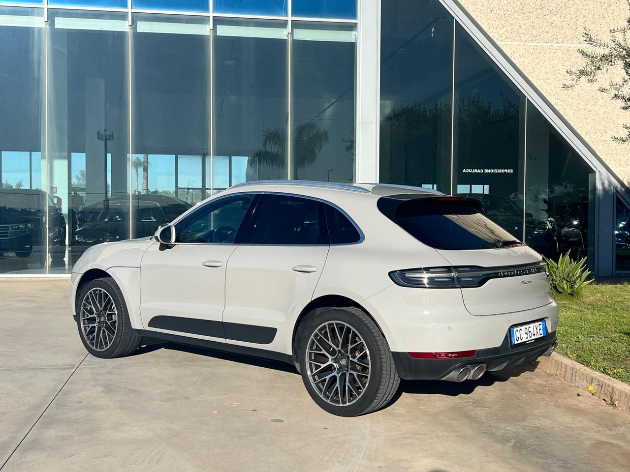 Porsche Macan 2.0 245cv pdk