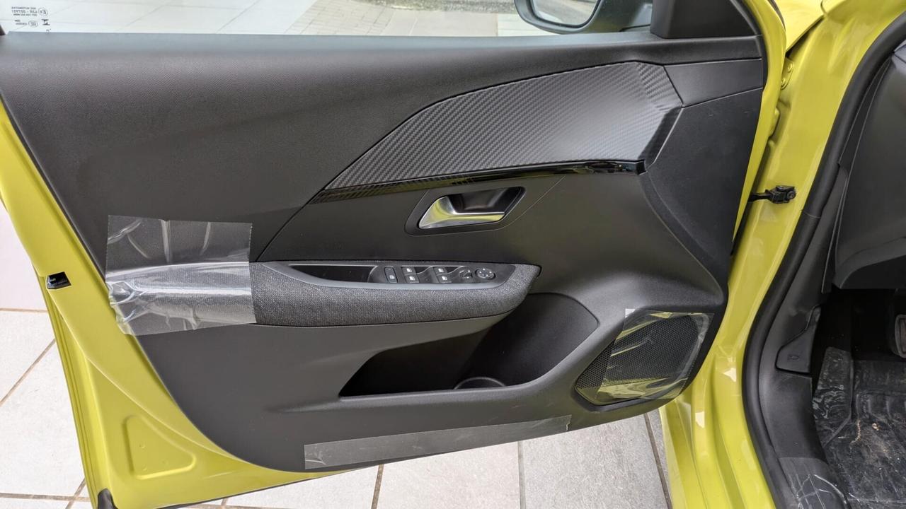 Peugeot 208 100 STYLE