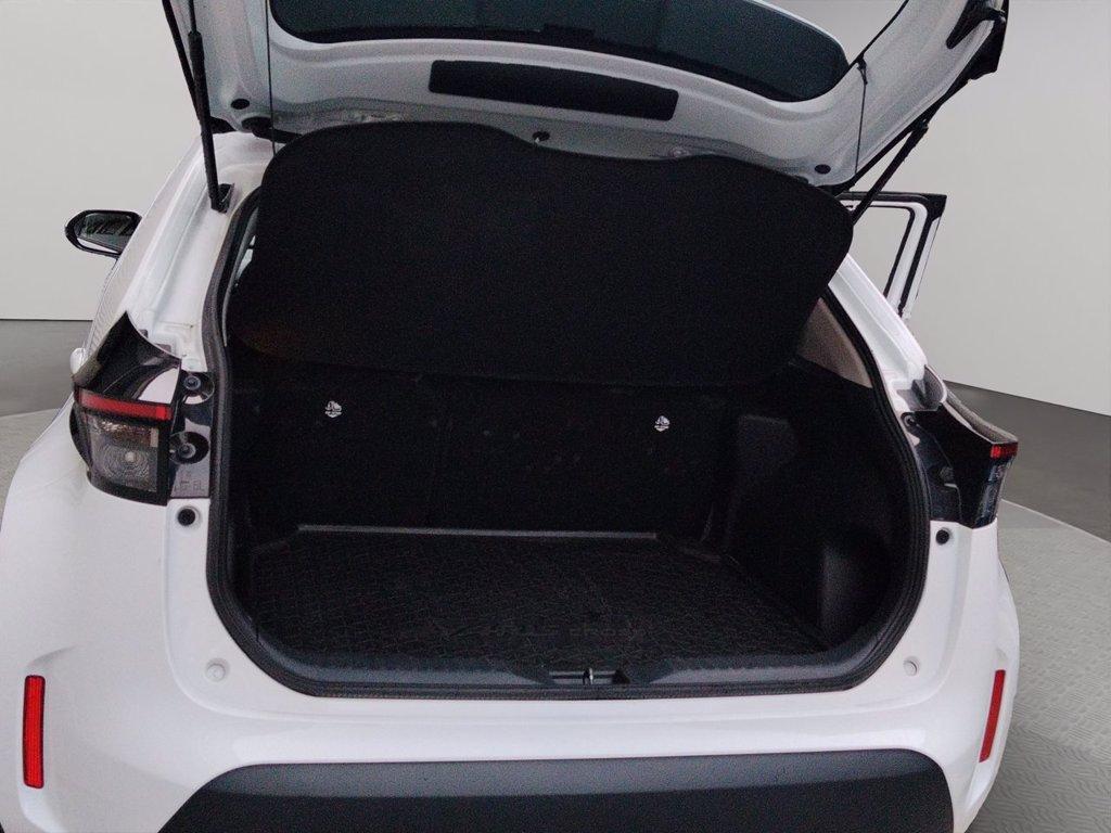 TOYOTA Yaris cross 1.5h active fwd 115cv e-cvt del 2025