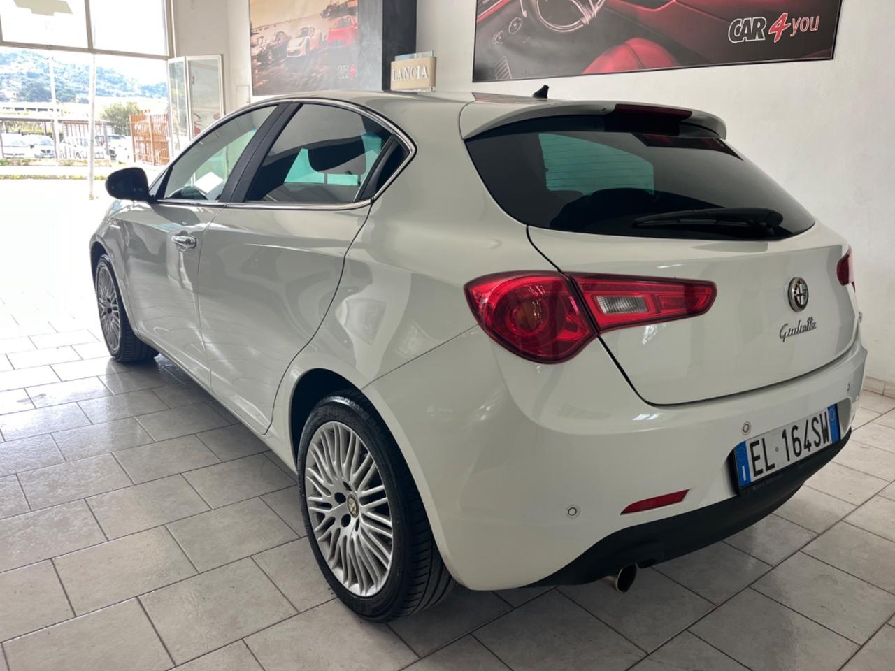 Alfa Romeo Giulietta 1.6 JTDm-2 105 CV Distinctive