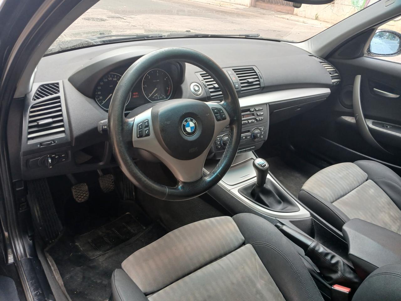 Bmw 120 120d cat 5 porte Attiva