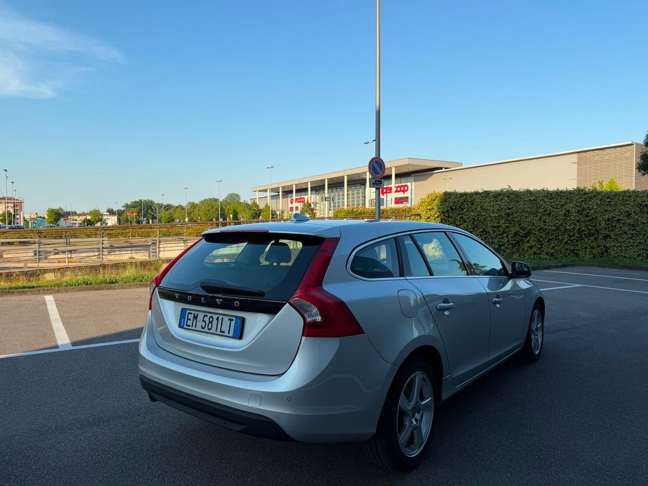 Volvo V60 DRIVe Summum