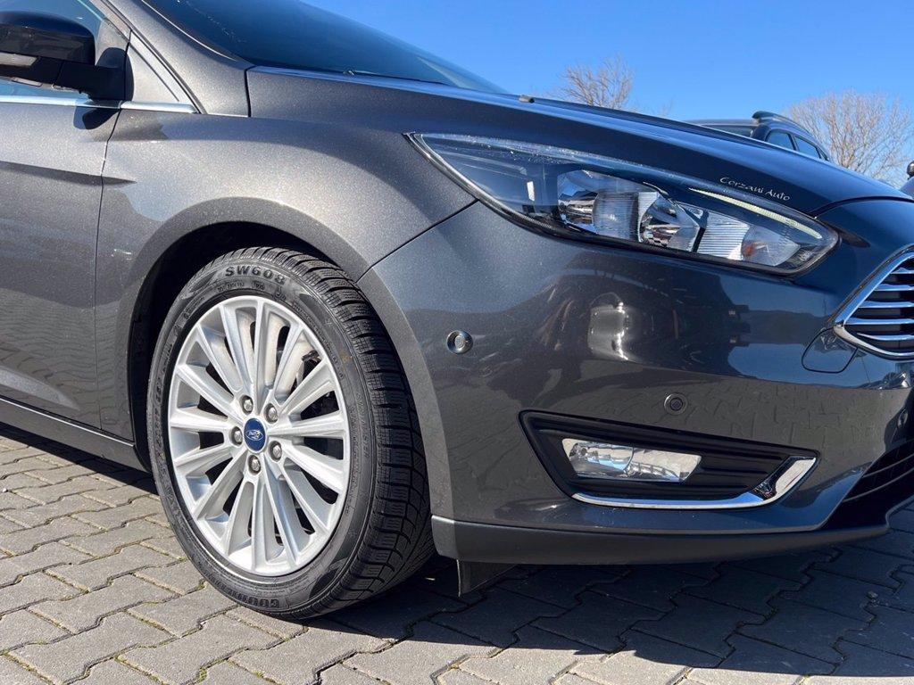 FORD Focus SW 1.5 tdci Titanium s&s 120cv powershift del 2015