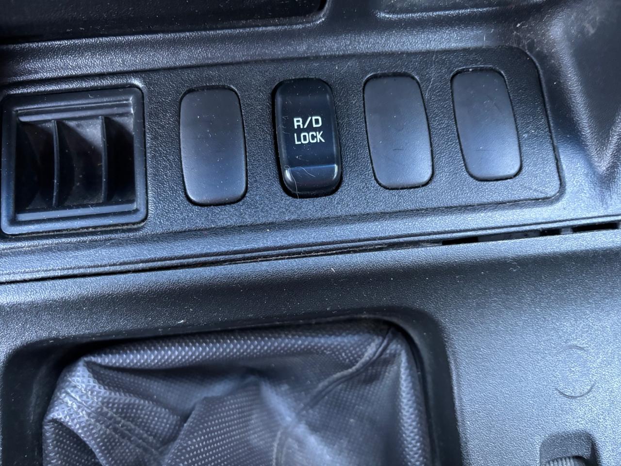 Mitsubishi Pajero 2.5 TDI 3p. GLX