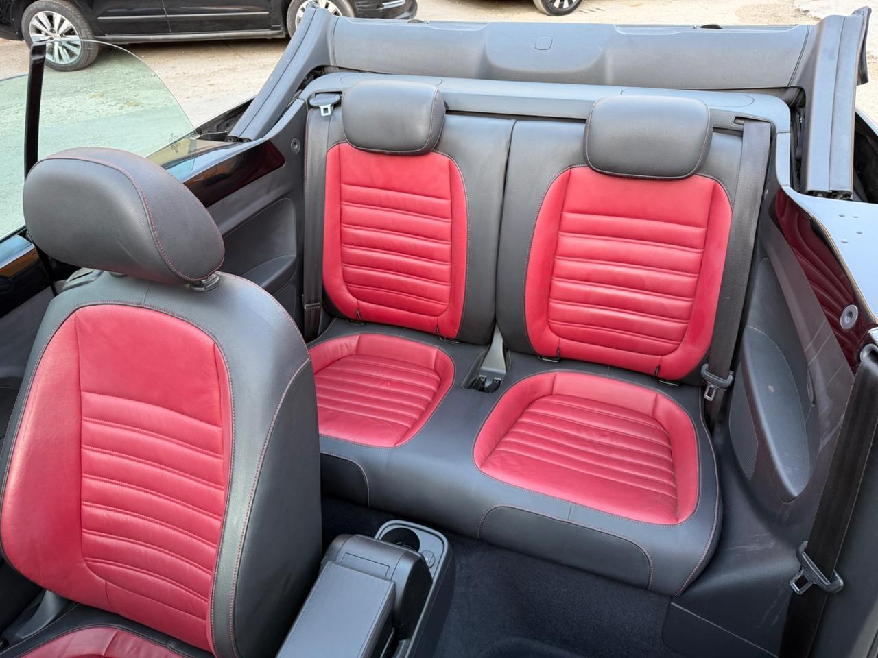 Volkswagen Maggiolino Cabrio 1.6 TDI Design