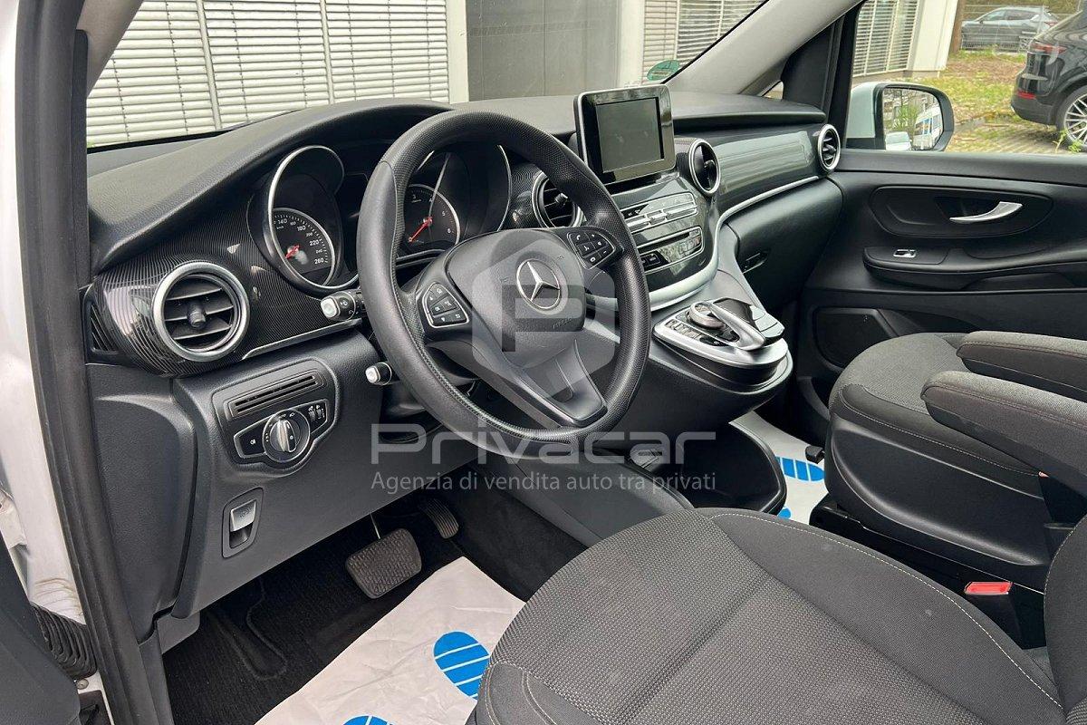 MERCEDES V 200 d Rise Compact